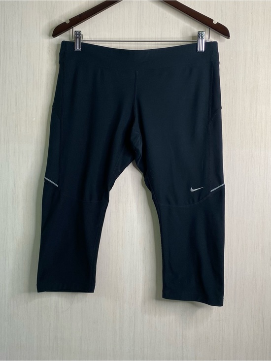 Nike Pants - Nike Women’s Dri-Fit Running Black Cropped Performance Capris Large